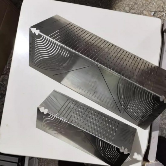 Quadratisches 90-Grad-Bogen-Zeichenlineal aus Stahl : Die ideale Wahl für przises Zeichnen!