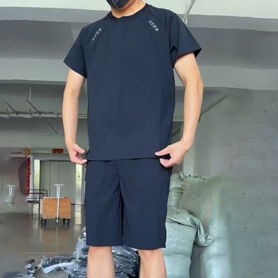 Herren leichtes Freizeit-Set aus Oberteil und ShortsBefristetes Angebot: 50% Rabatt auf Bestellungen