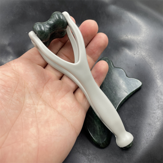 Naturstein-Massageset: Schabbrett, Fingerclip und eifrmiges Massagegert